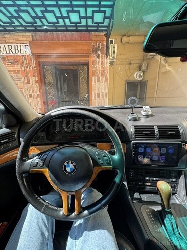 BMW 528-8