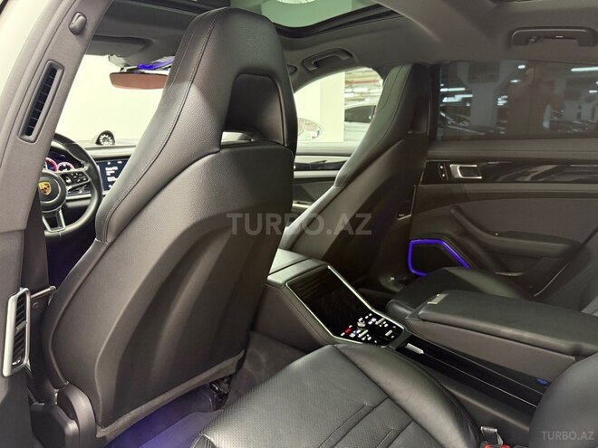 Porsche Panamera-15