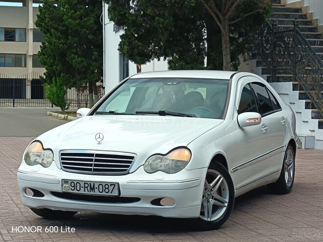 Mercedes C 200-1