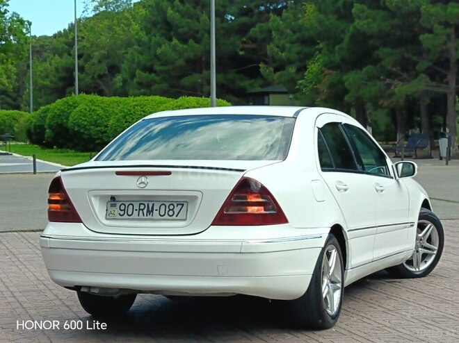 Mercedes C 200-7