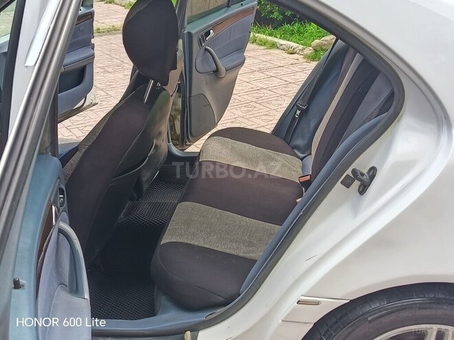 Mercedes C 200-12