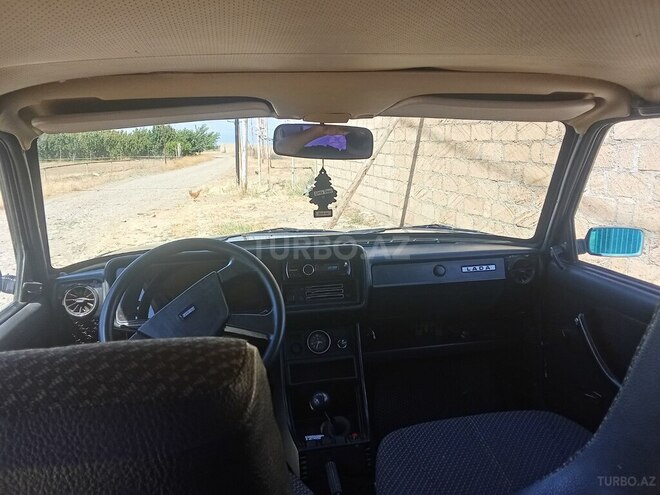 LADA (VAZ) 2107-8