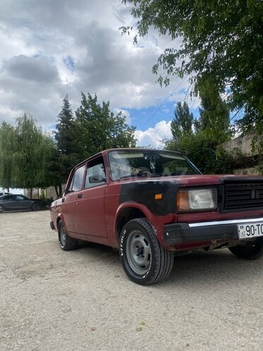 LADA (VAZ) 2107-2