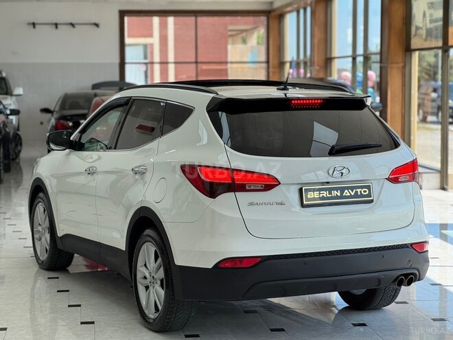 Hyundai Santa Fe-9