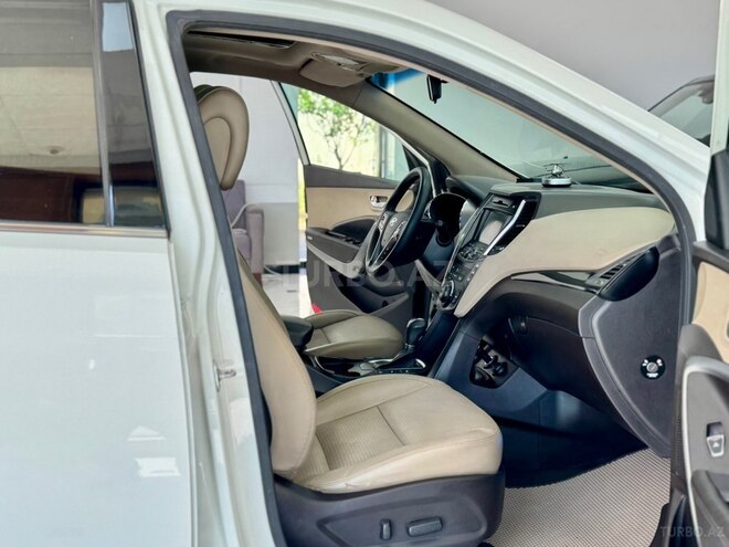 Hyundai Santa Fe-21