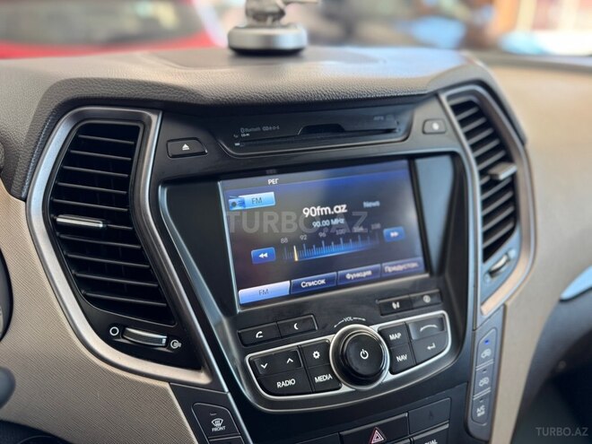 Hyundai Santa Fe-38