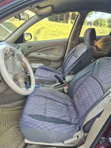 Nissan Sunny-8