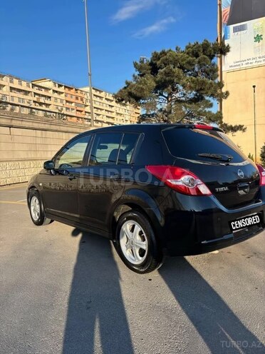 Nissan Tiida-8