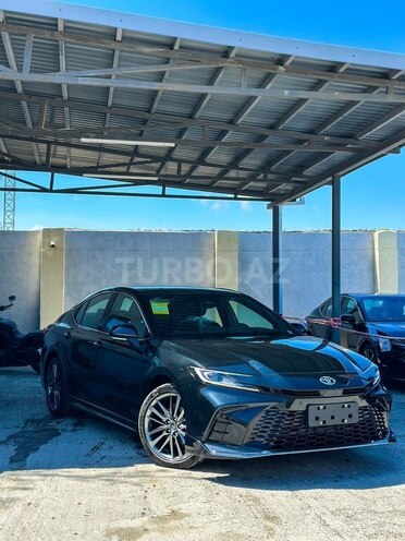 Toyota Camry-3