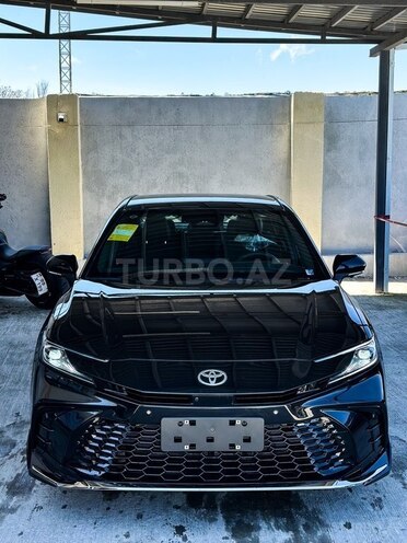 Toyota Camry-1