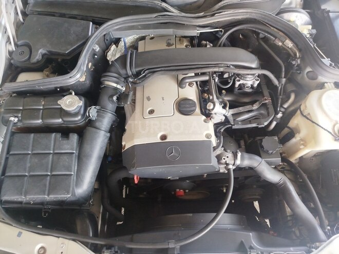 Mercedes C 200-7