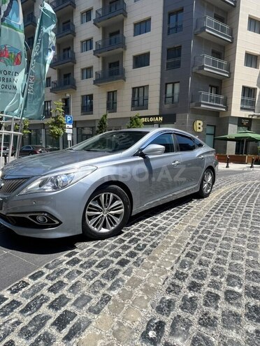 Hyundai Grandeur-6