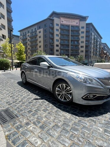 Hyundai Grandeur-9