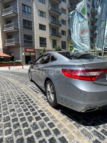 Hyundai Grandeur-13