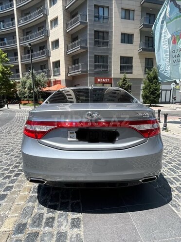 Hyundai Grandeur-12