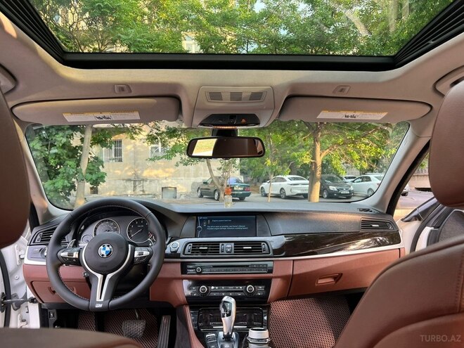 BMW 528-8
