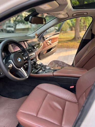 BMW 528-2
