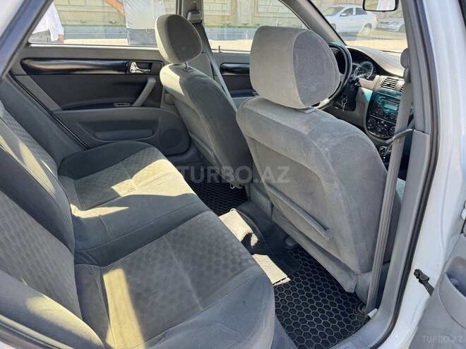 Daewoo Gentra-5