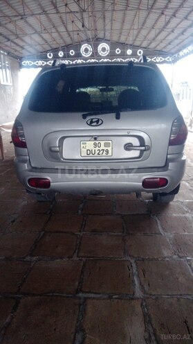 Hyundai Santa Fe-4