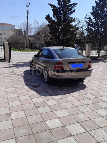 Opel Vectra-9