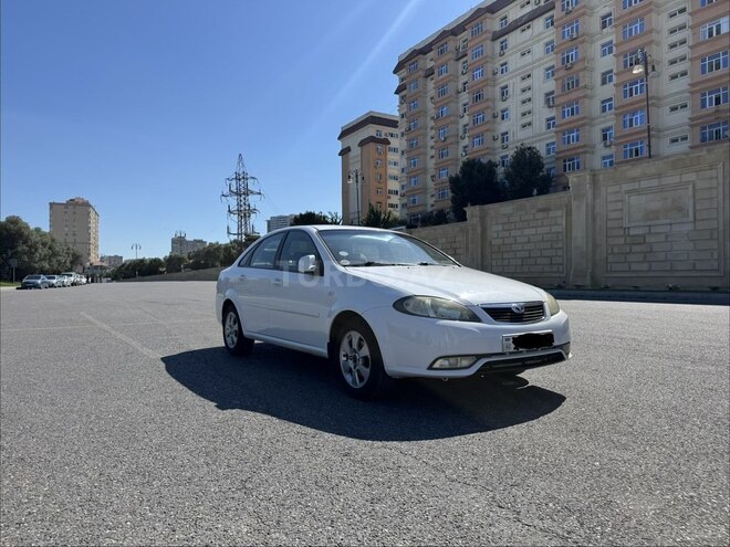 Daewoo Gentra-19
