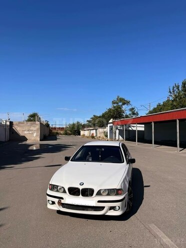 BMW 523-3