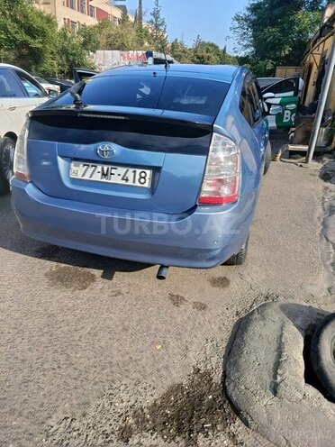 Toyota Prius-3