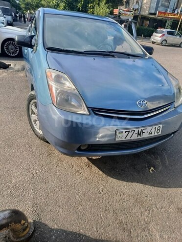 Toyota Prius-1