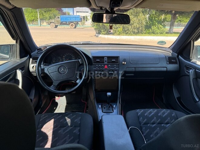 Mercedes C 180-8