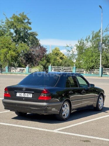 Mercedes C 180-7