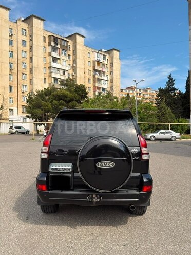 Toyota Land Cruiser Prado-4