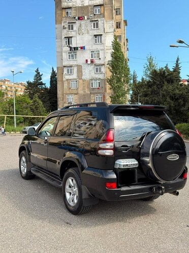 Toyota Land Cruiser Prado-6
