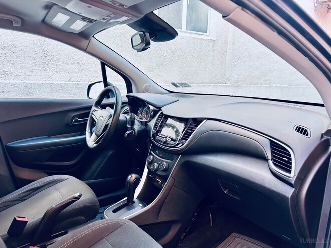 Chevrolet Trax-9
