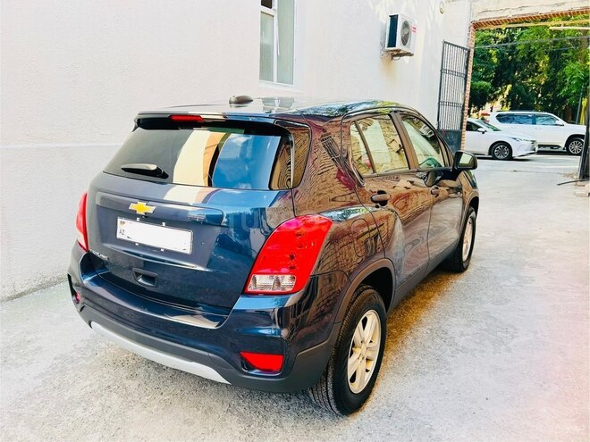 Chevrolet Trax-12