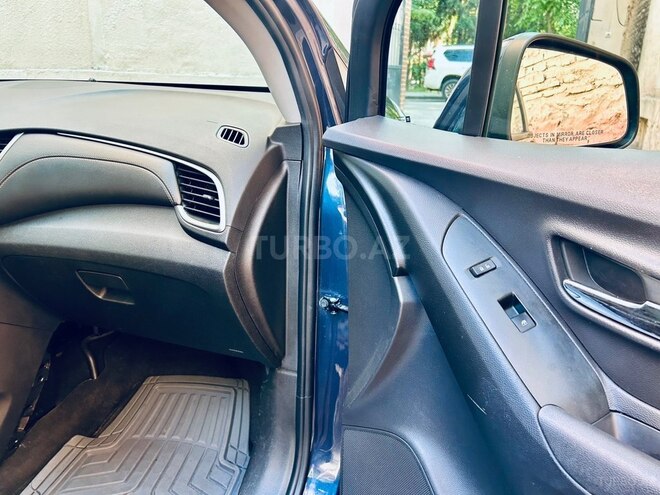 Chevrolet Trax-13