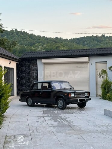 LADA (VAZ) 2107-5