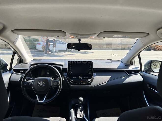 Toyota Corolla-10