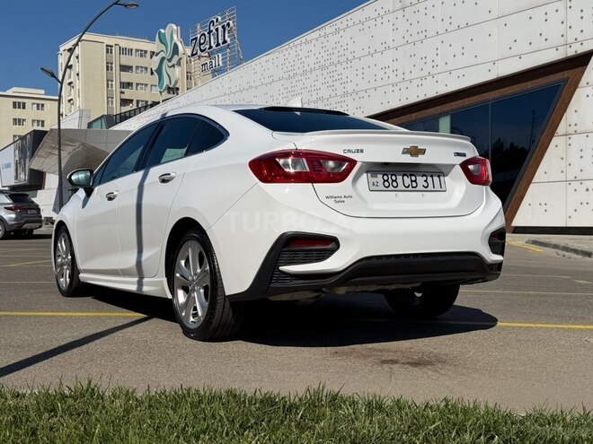 Chevrolet Cruze-9