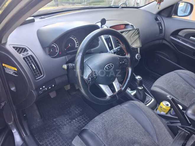 Kia Ceed SW-19