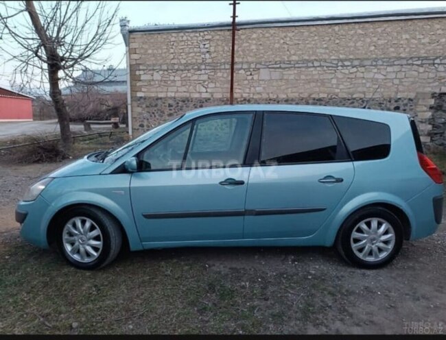 Renault Scenic-10