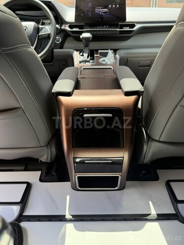 Toyota Sienna-8