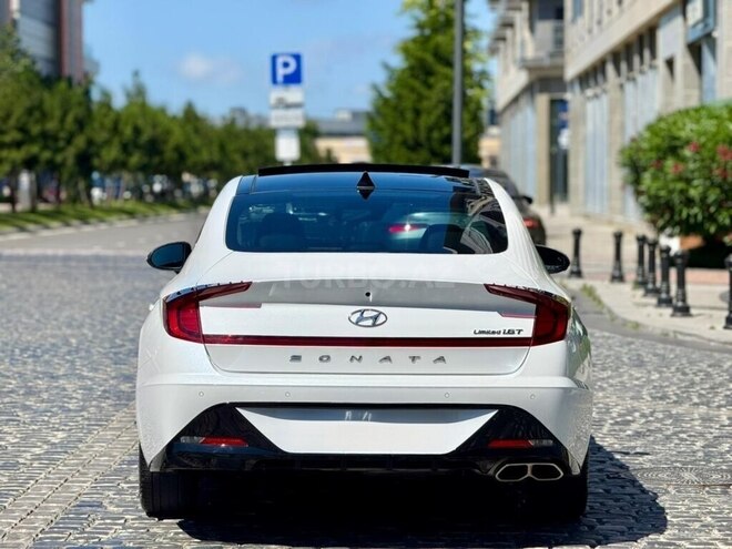 Hyundai Sonata-6