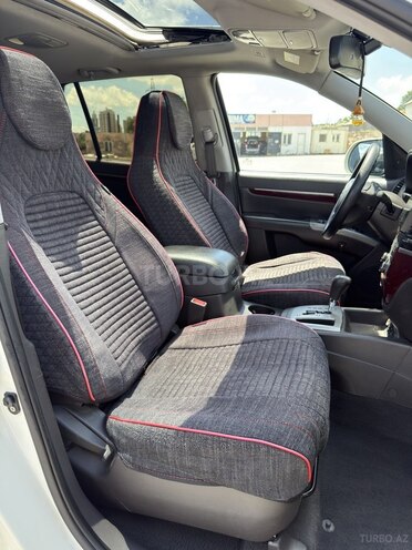 Hyundai Santa Fe-10