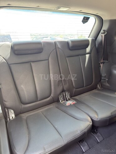 Hyundai Santa Fe-19