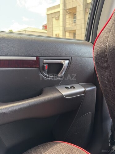 Hyundai Santa Fe-18