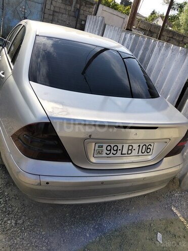 Mercedes C 200-7