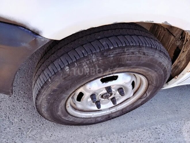 Ford Transit-6