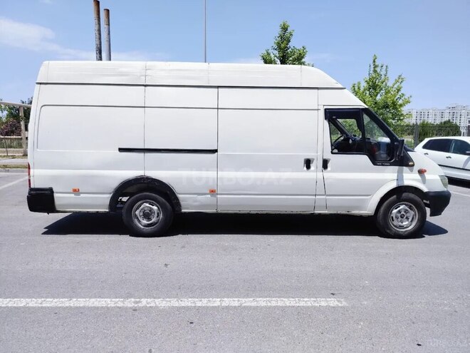 Ford Transit-18
