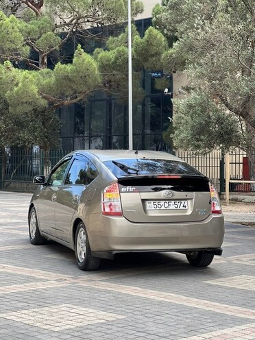 Toyota Prius-6