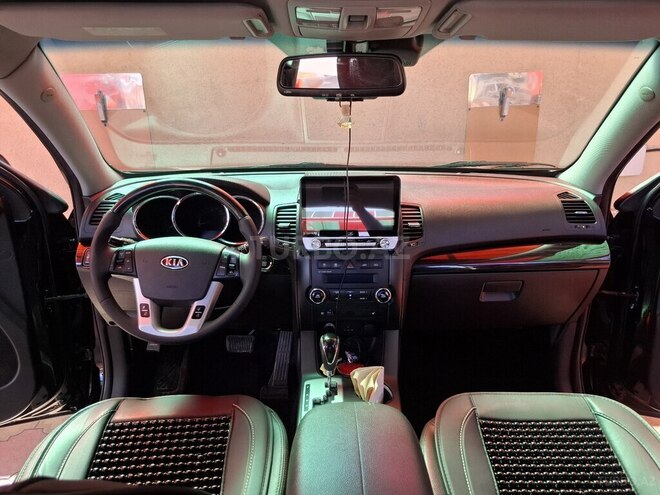 Kia Sorento-4